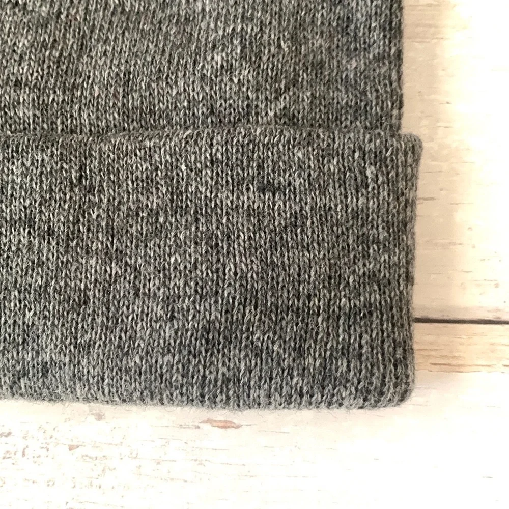 Zara Kids Gray Knit Beanie Unisex Boys Girls Winter Hat Fits Kids 1-6 Years NEW